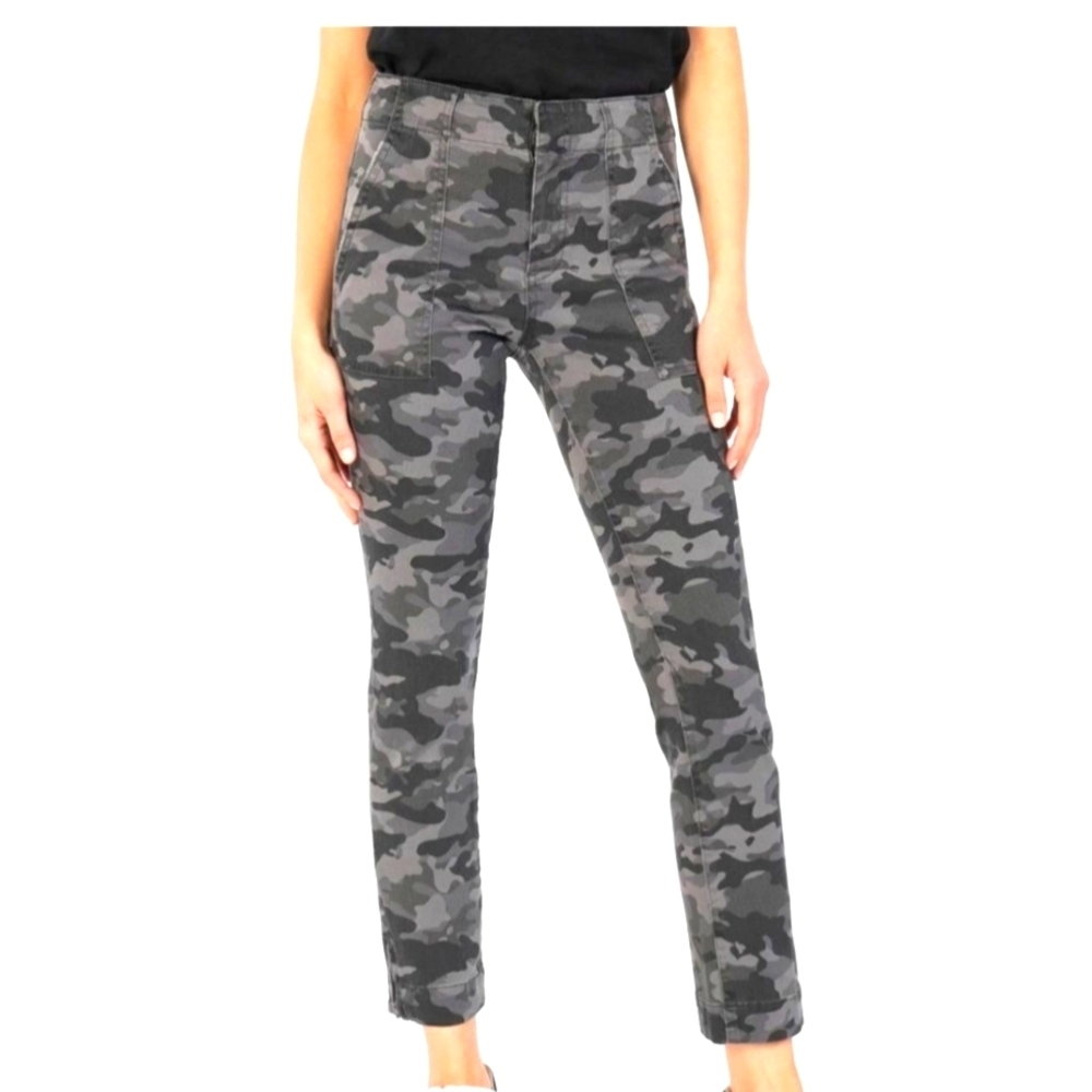 KUT from the‎ Cloth Camo Pants sz 4